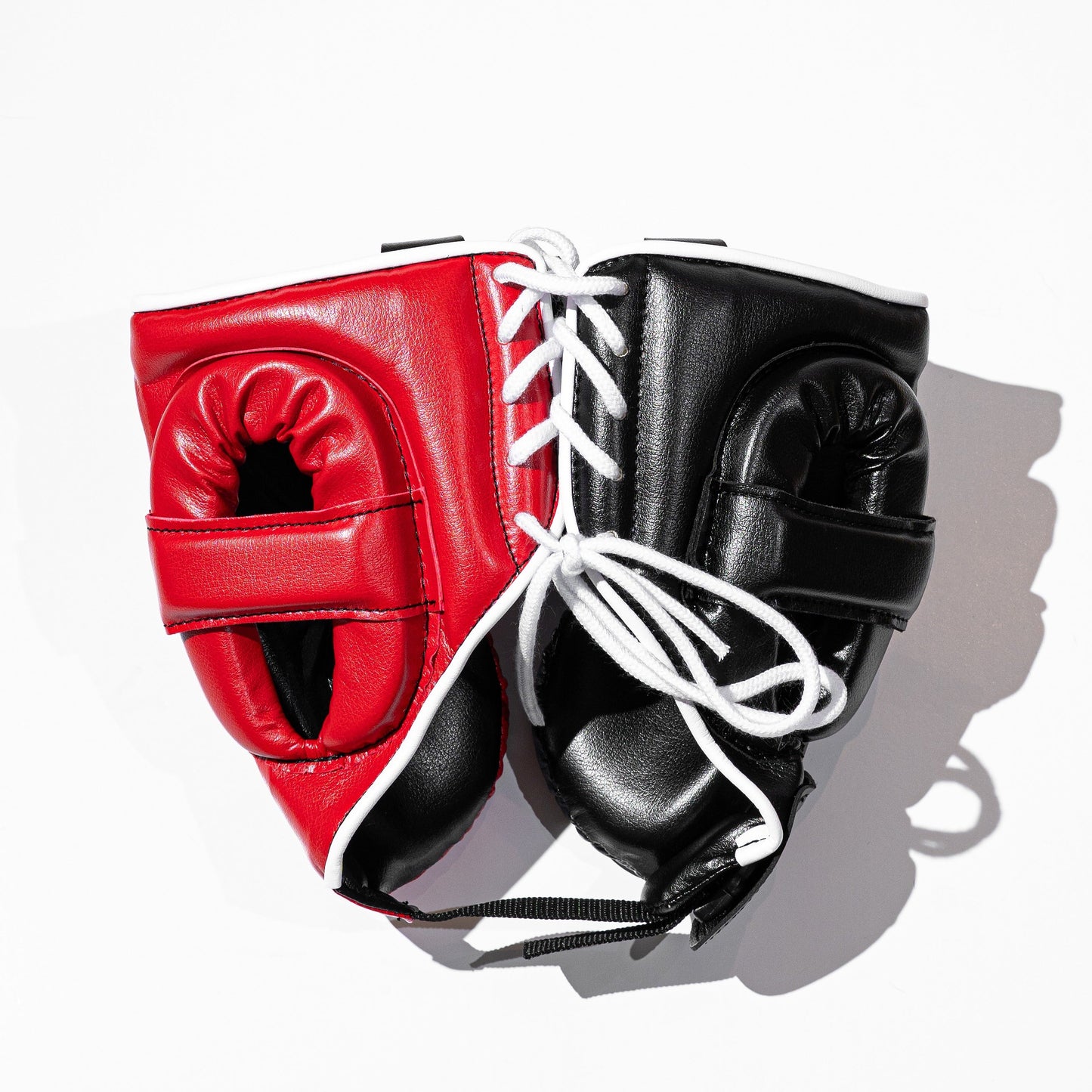 Winning Full Face Headgear - Black · Red